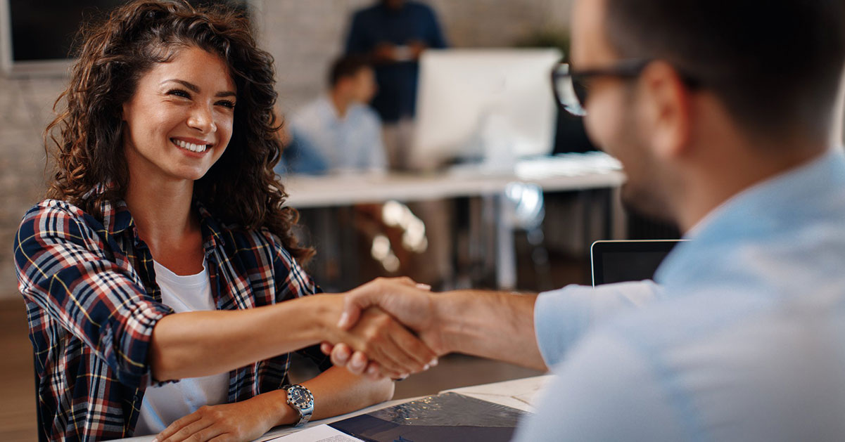 Adecco destaca 10 dicas para brilhar numa entrevista de emprego